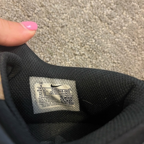 - Women’s Nike crater running shoes - Picture 11 of 12